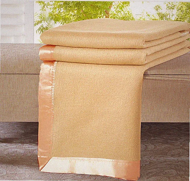 100% Mulberry Silk Blanket Bedspread Champagne Mulberry Velvet Warm Blanket