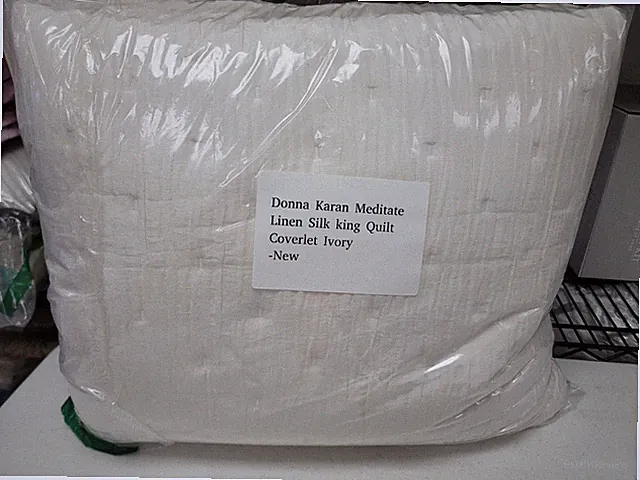 Donna Karan Luxury Meditate Linen Silk King Quilt Coverlet 108" x 98" Ivory