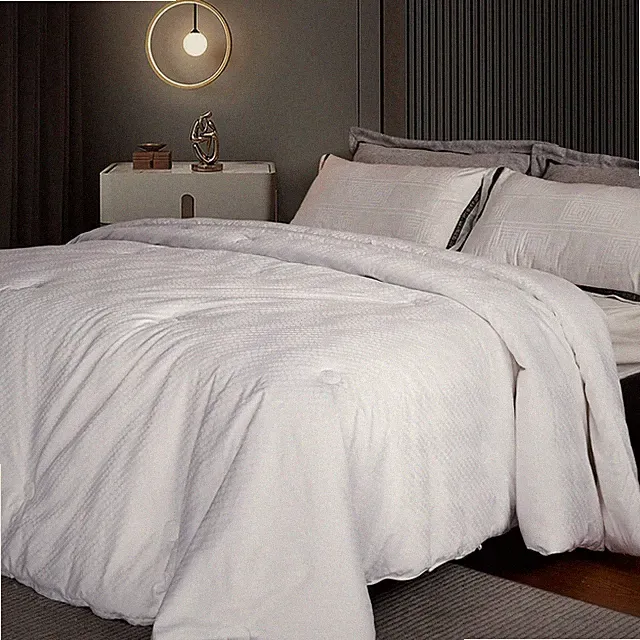 Luxury Silk Comforter/Duvet/Quilt King Size (104"x90", 7.9lbs/3.6kg), Filled....