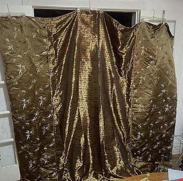 NIP Choyers 100% Silk Bedspread And Shams, Custom Made King Size Oriental
