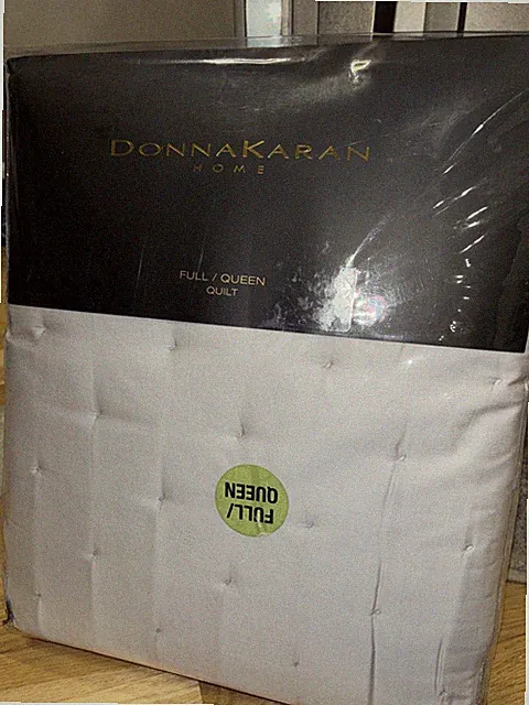 NIP DONNA KARAN PLATINUM GREY GRAY SILVER THE ESSENTIAL SILK QUILT