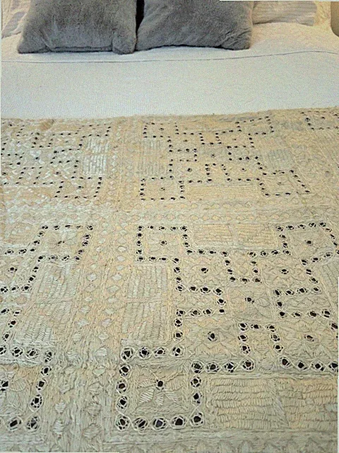 Traditional Indian Mirror Work Silk Embroidery Cotton Bedspread 104 x 84 Beige