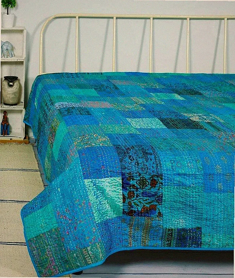 Vintage Patola Silk Sari Kantha Quilt Patchwork Bedspreads,Throws,Ralli,Gudari